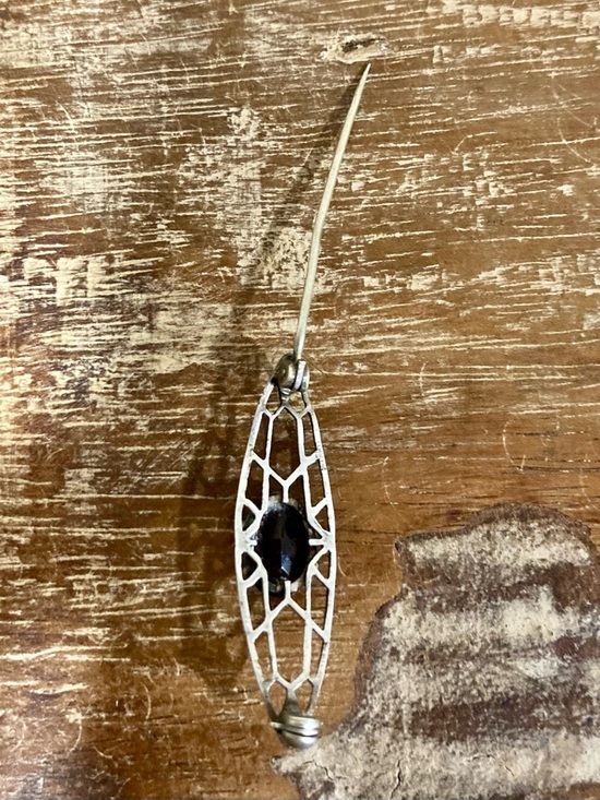 Vintage Sterling Silver Brooch • Color‑Shift Stone • Repair or Craft - Picture 9 of 17